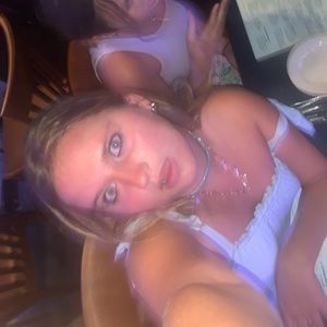 Meet your Posher, Mallory